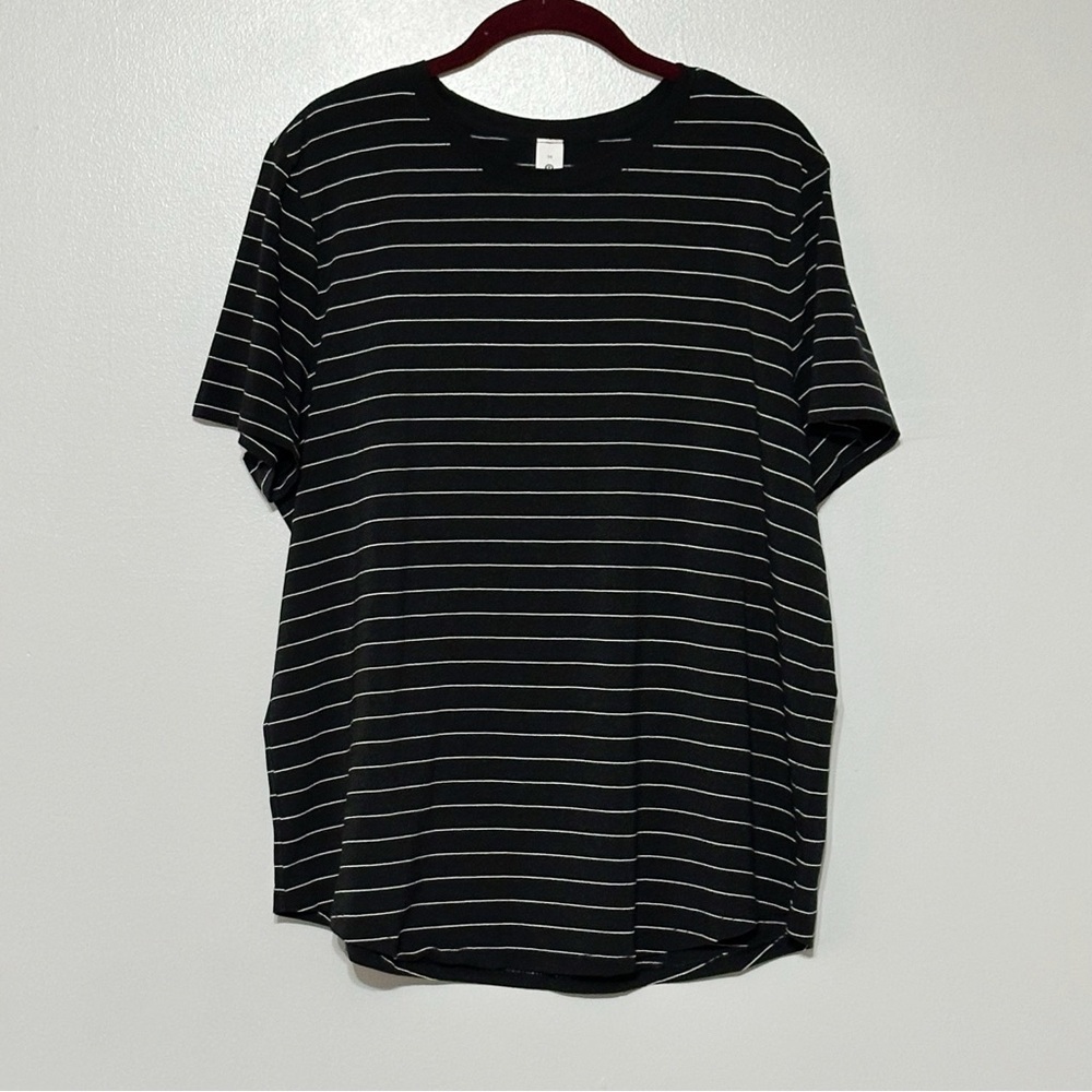 Lululemon Love‎ Crewneck T-Shirt Short Serve Stripe Black White - Picture 4 of 8